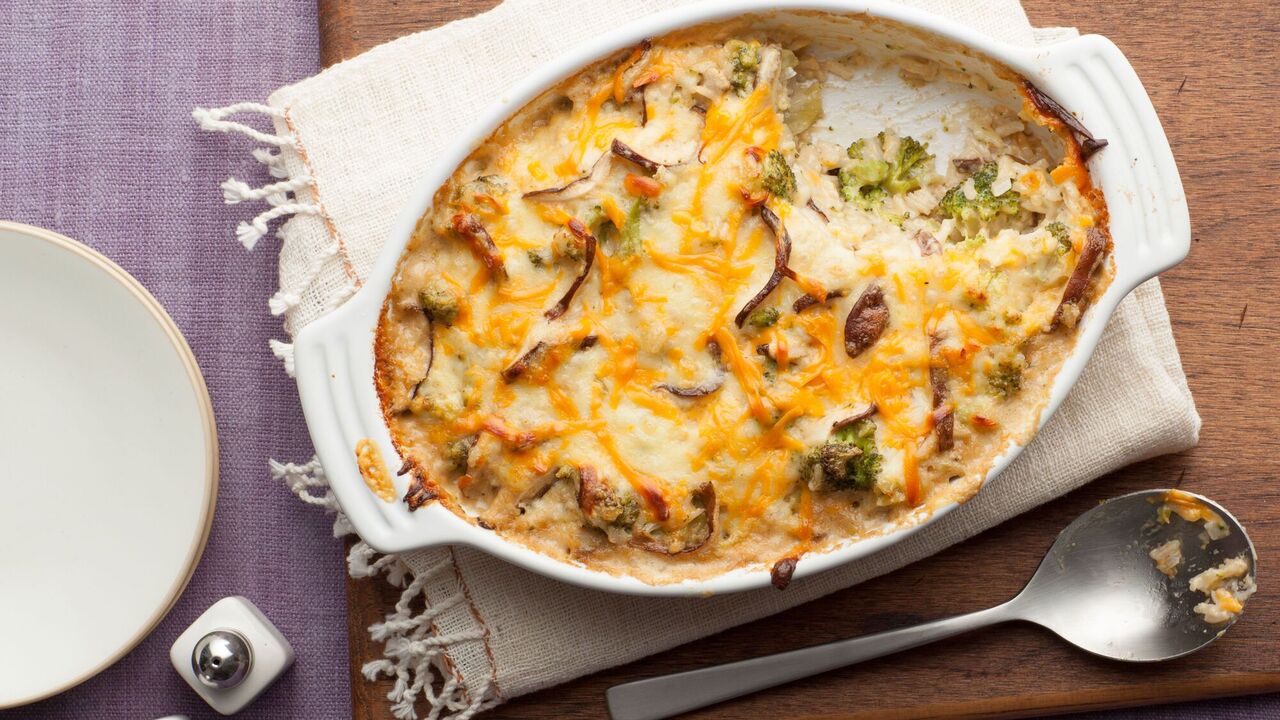 What to cook with mashed potatoes: a complete dish for a hearty lunch