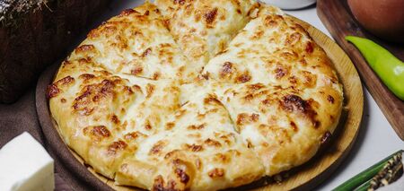 How to cook the most delicious khachapuri in 5 minutes: an easy recipe