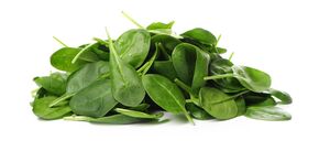 How to choose high-quality spinach and why it is better not to wash it before eating: an expert explains