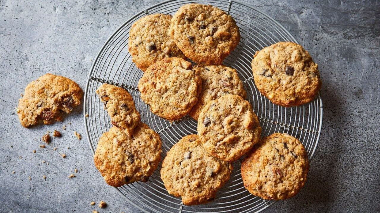 Homemade sweet cookies with 1 egg: how to cook