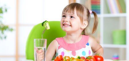 When there is a minimum of time for cooking: top 5 healthy frozen meals for children