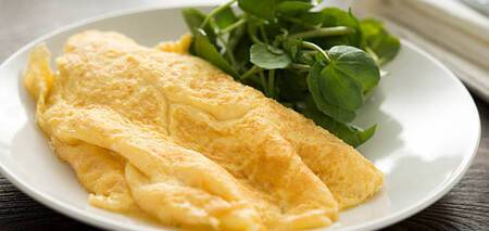 What to make a fluffy omelet with