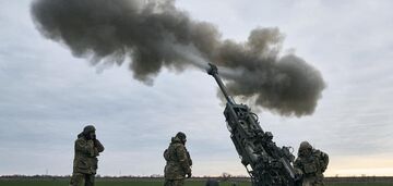 M777 howitzer
