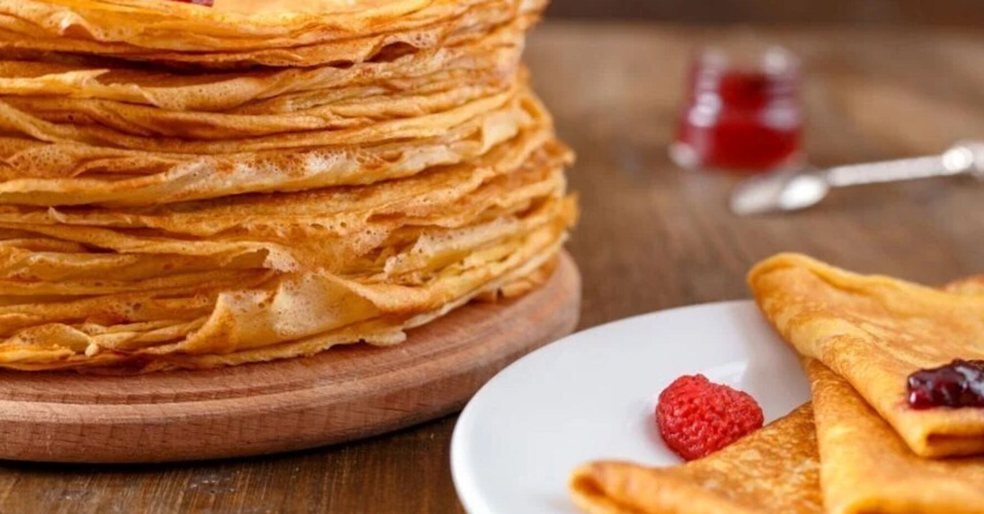 Recipe for thin pancakes with milk