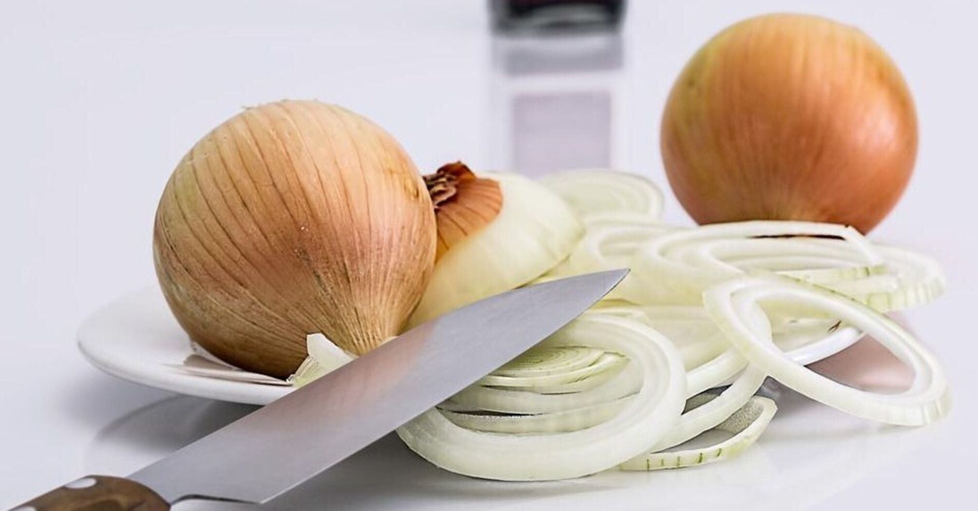 Where is the best place to store onions: will not rot