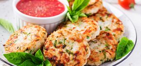 Easier and tastier than cutlets: chicken fritters with melted cheese in 10 minutes
