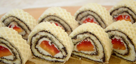 Jelly wafer roll: how to make a popular dessert