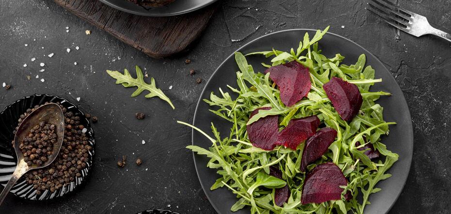 Beet salad with feta: what to dress with to make it tasty