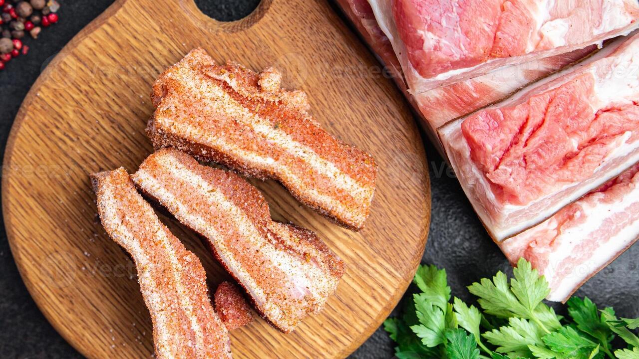 How to deliciously salt fat: a recipe for a Ukrainian delicacy
