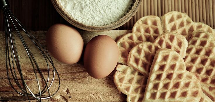 What to replace eggs in syrnyky, pancakes and sponge cake with: easy alternatives