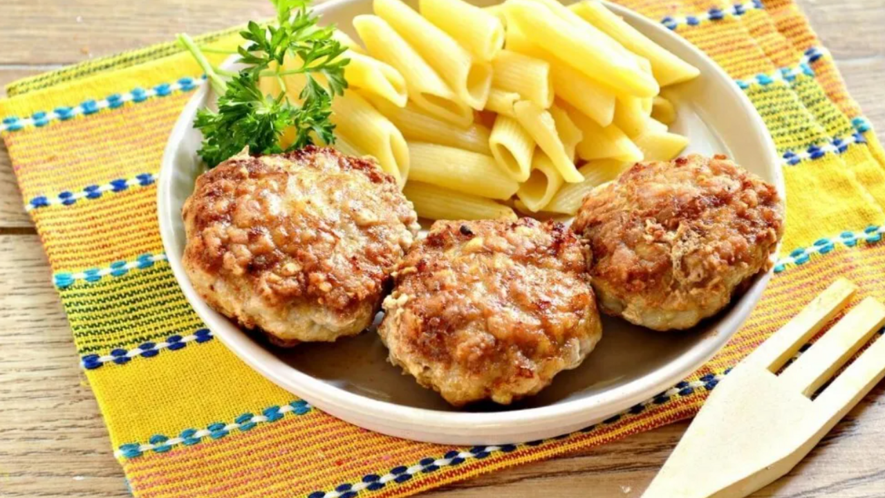 Over-salted cutlets: what to do and how to save the situation