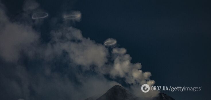 Thousands of smoke rings spotted above Mount Etna: what is it and is it safe for tourists