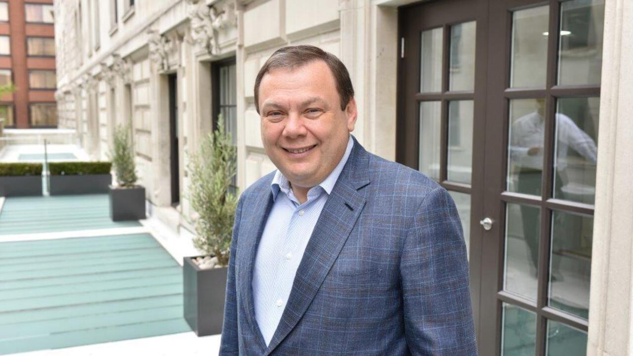 EU court lifts sanctions against Russian oligarchs Fridman and Aven