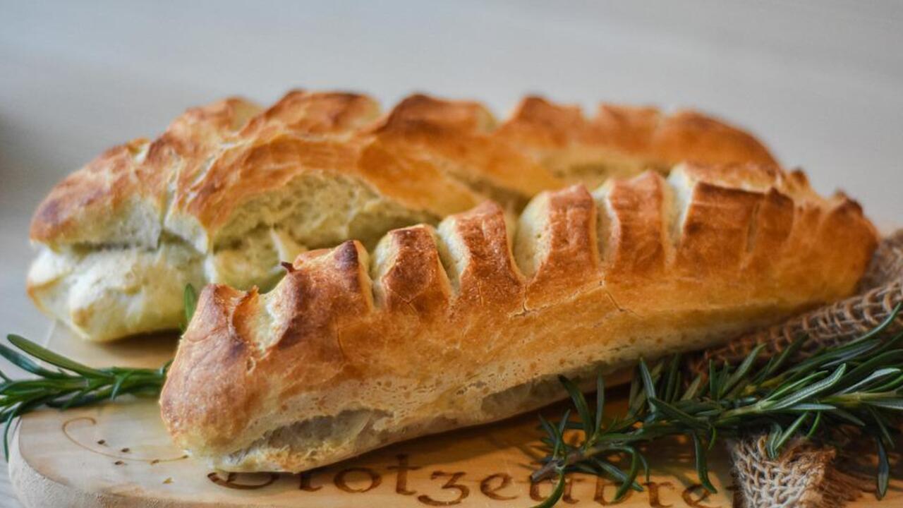 Delicious baguette spread: can be cooked in minutes