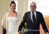 On ma 80 lat, ona 45. Robert De Niro pojawił się na luksusowej kolacji ze swoją dziewczyną