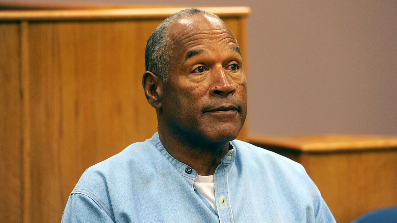 Actor O.J. Simpson, who was accused of killing his wife and her friend, has died: this is one of the most high-profile cases in the United States