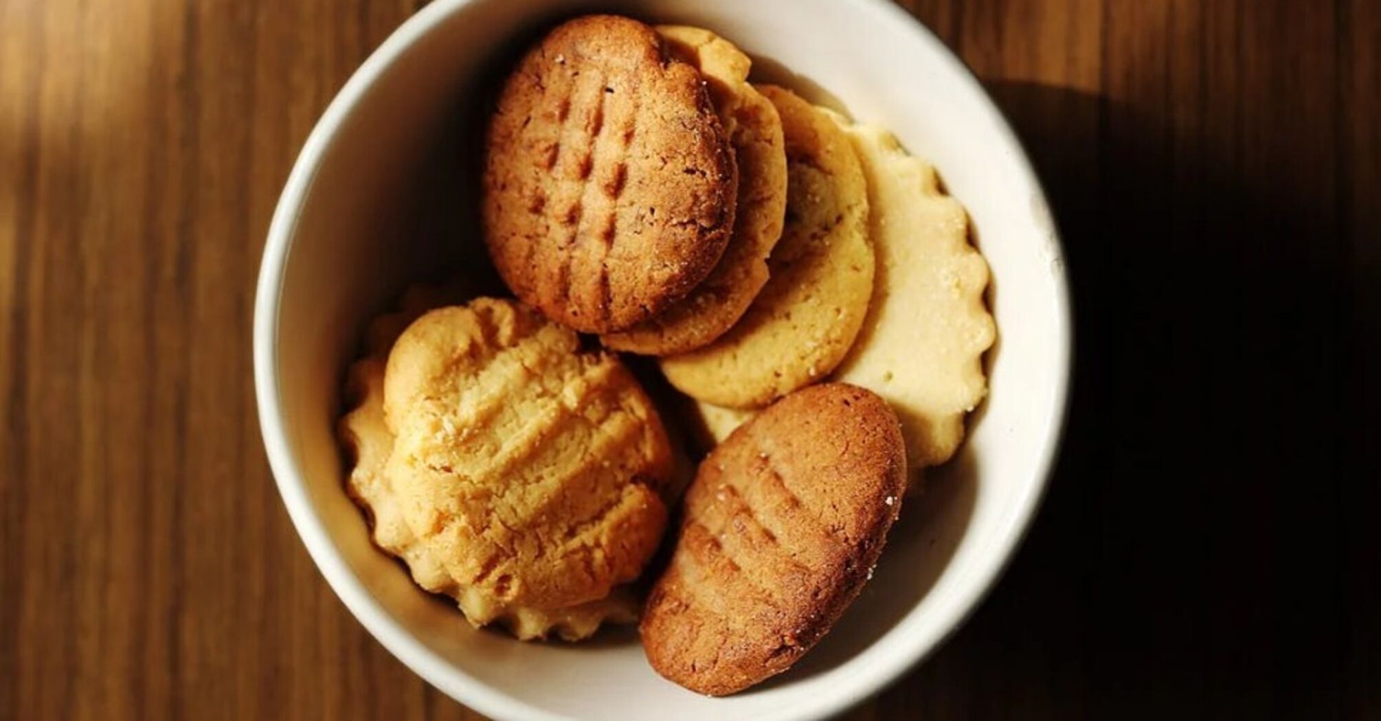 Quick homemade cookies without sugar and butter: for children and those on a diet