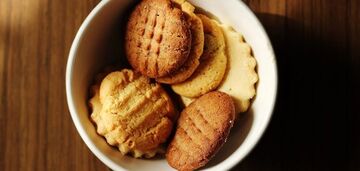 Szybkie domowe ciasteczka bez cukru i masła: dla dzieci i osób na diecie