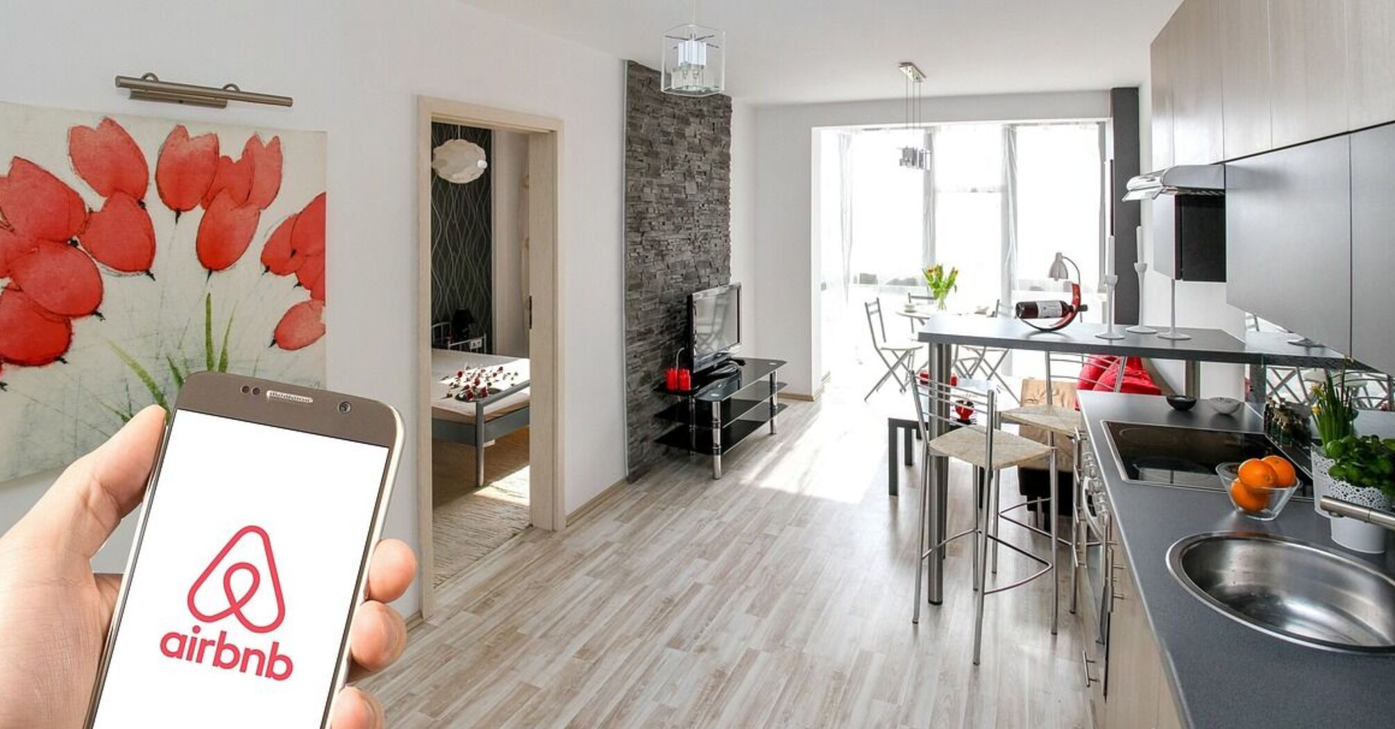 Коли ви приїжджаєте на Airbnb, зробіть ці 6 речей, щоб залишатися в безпеці