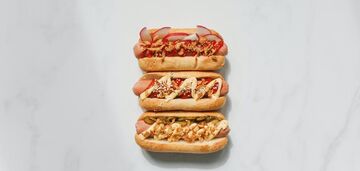 Lazy hot dog without baking in 15 minutes: how to replace buns
