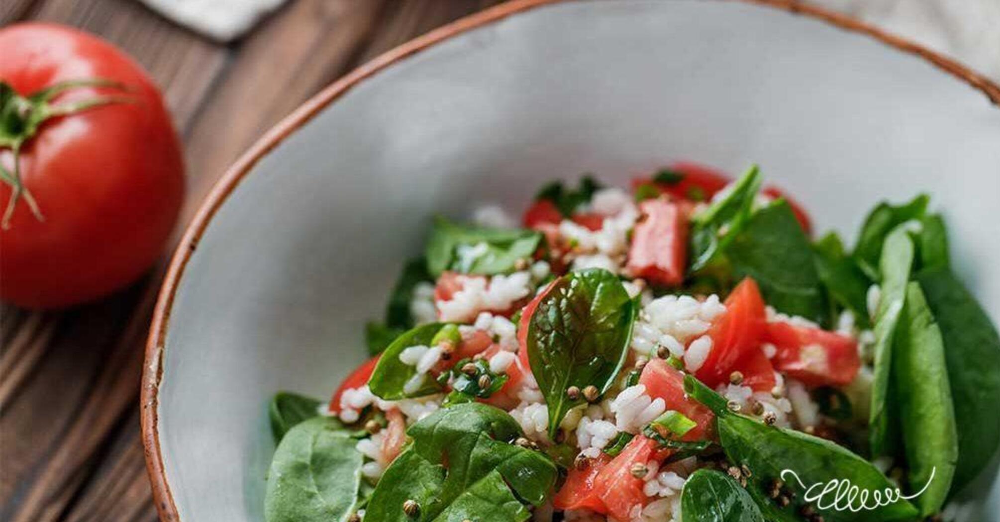 Przepis na sałatkę ryżowo-warzywną