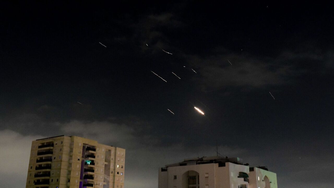 Iran wystrzeliwuje prawie 200 dronów Shahed i ponad sto rakiet w kierunku Izraela, Tel Awiw przygotowuje odpowiedź: co wiadomo (aktualizacja)