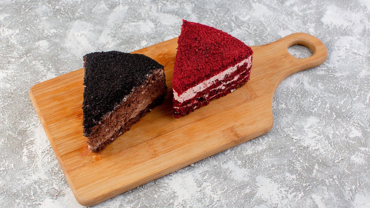 You'll finally be doing it right: how to slice a pie so it doesn't dry out
