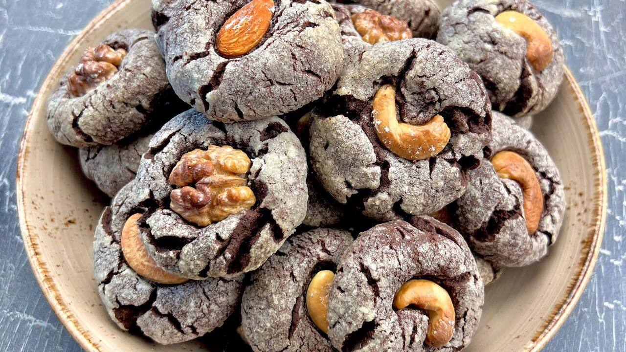 Delicious chocolate cookies that can be eaten during Lent: a simple recipe