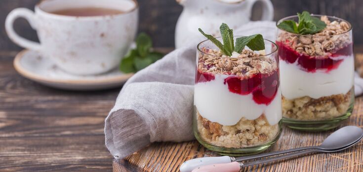 Tres Leches dessert in a glass: a Colombian delicacy that will perfectly suit the Easter table