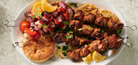 Types of dishes you should never marinate kebabs in are named: you will spoil the meat