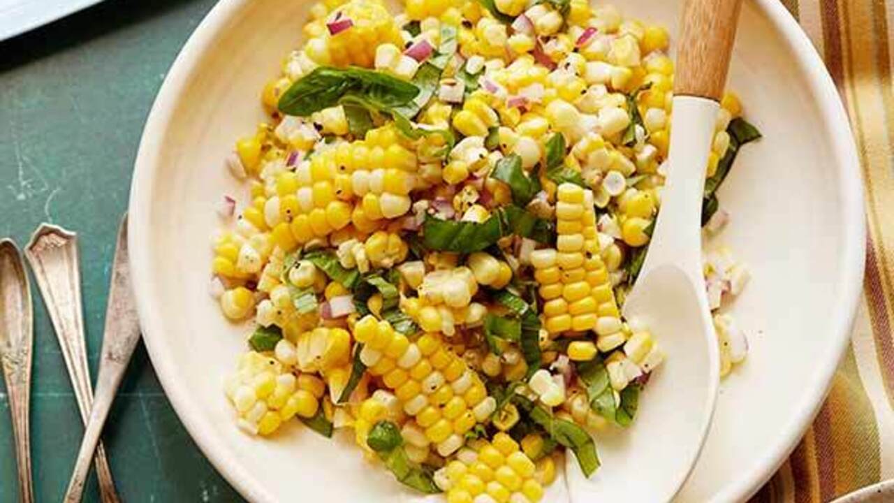 Light salad "Evening" with vegetables and chicken: definitely is not harmful to the figure