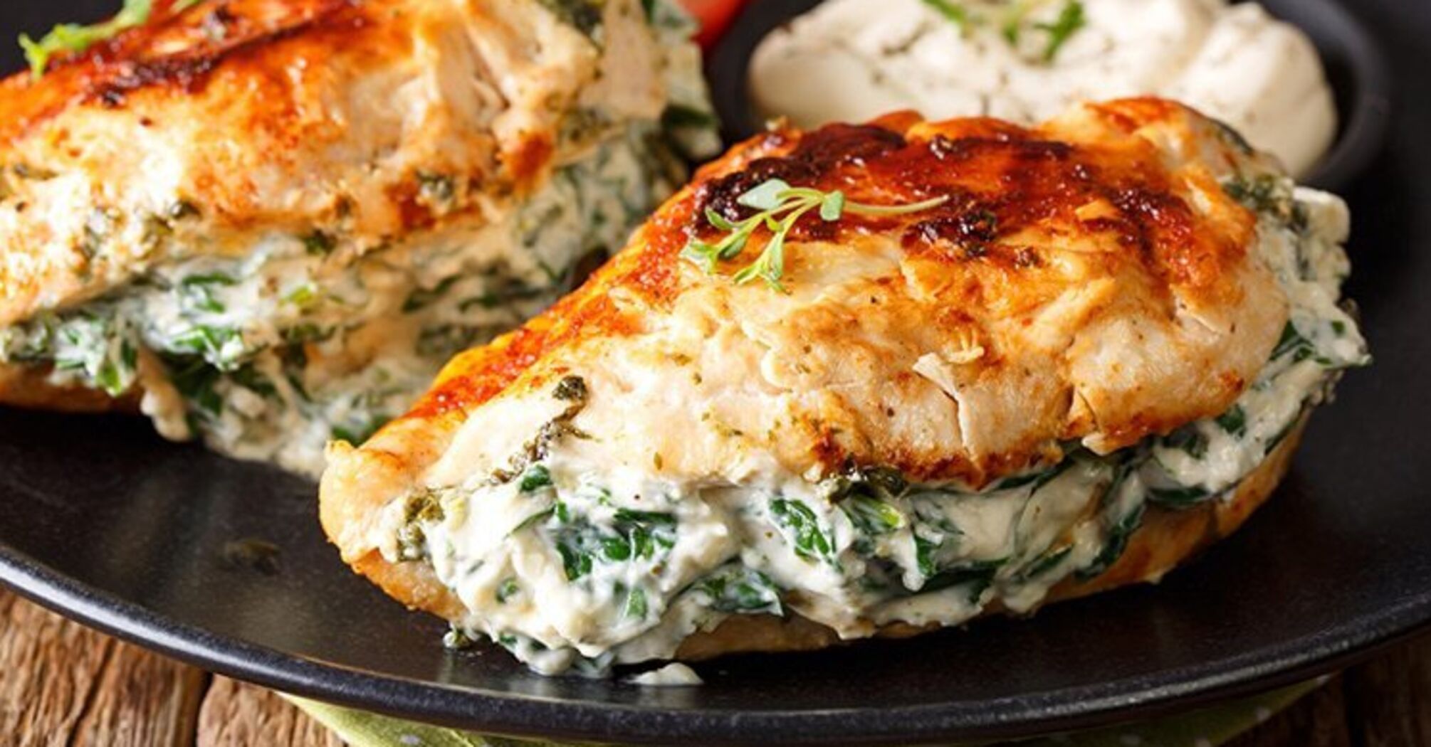 How to cook juicy chicken fillet deliciously: add only two ingredients