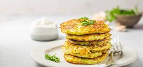 Hearty zucchini pancakes: you should add a special ingredient