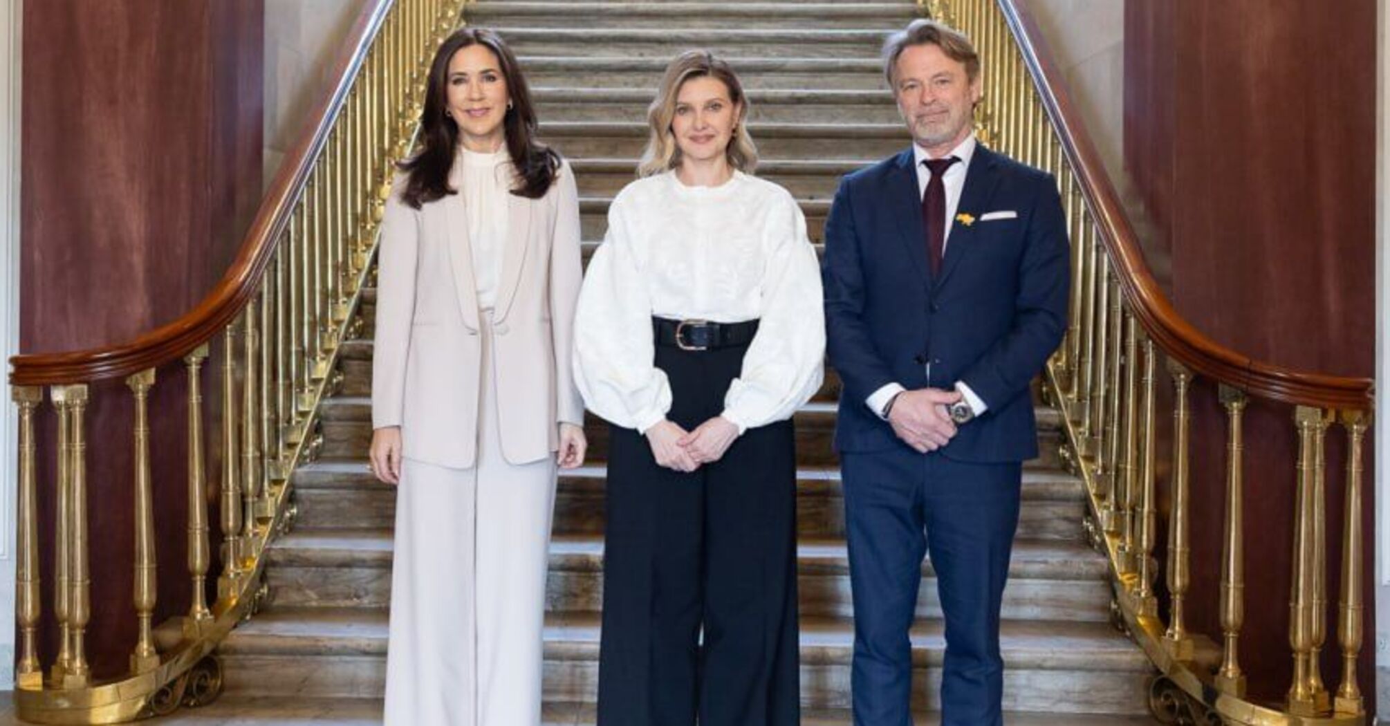 The secret of Zelenska's luxurious look in Denmark is revealed: what does white symbolize and why did the first lady wear palace pants?