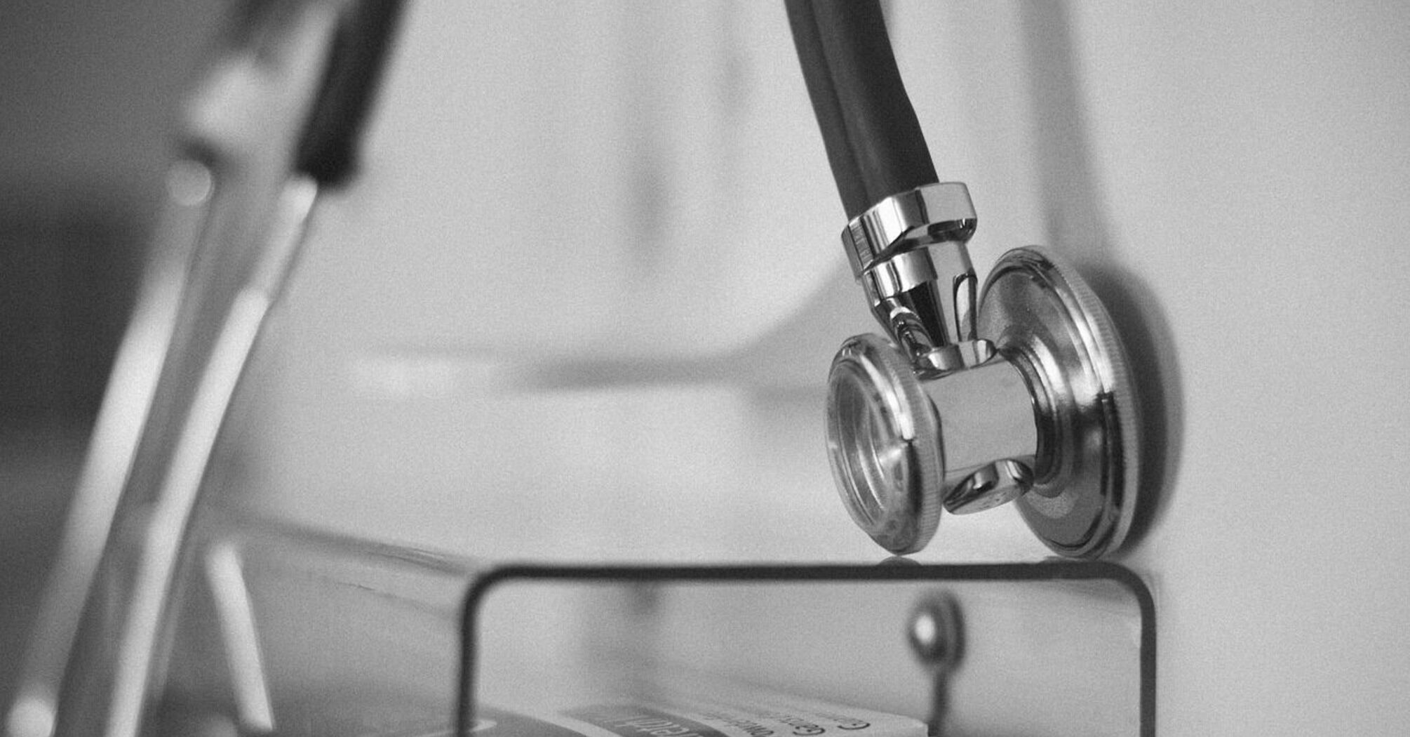 Обовʼязково зателефонуйте лікарю: симптоми, які не можна ігнорувати