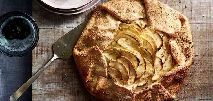Pear and cream cheese galette: extremely delicious and simple to prepare