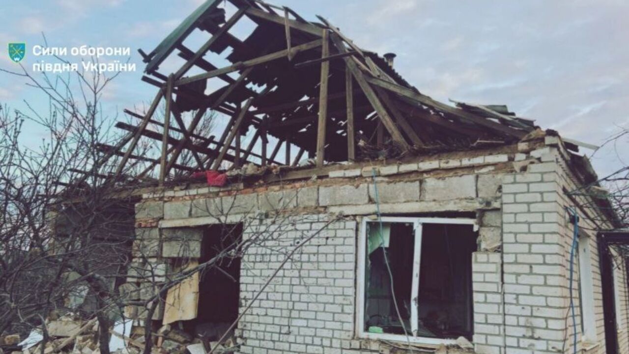 Kobieta zabita w obwodzie mikołajowskim, mężczyzna i 14-letnie dziecko ranni w wyniku wrogiego ataku