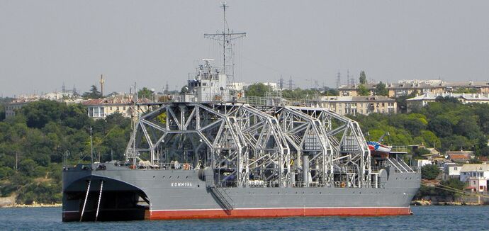 Ukrainian Armed Forces hit 100-year-old Russian ship Kommuna in Sevastopol: what is known about it