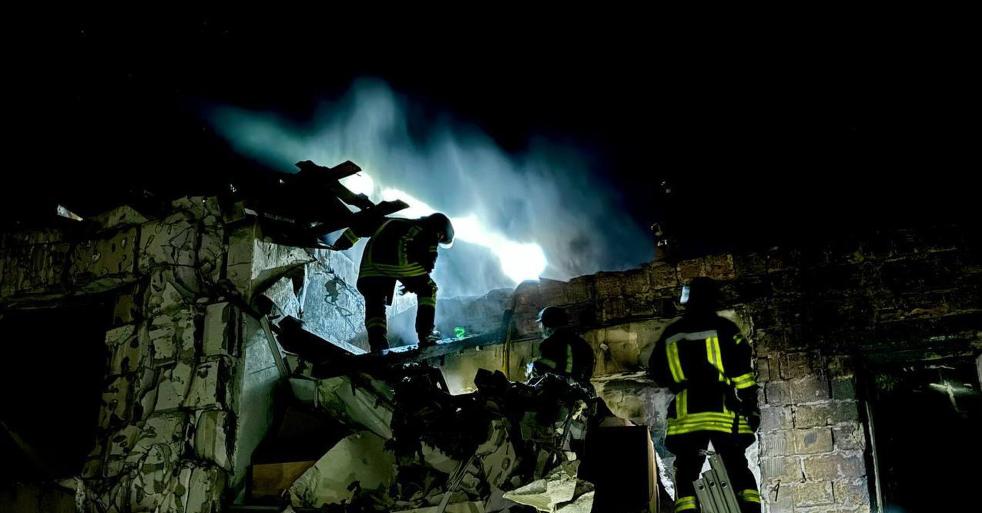 Okupanci zaatakowali Odessę szahidami: domy zostały uszkodzone, dziewięć osób zostało rannych. Zdjęcia i wideo