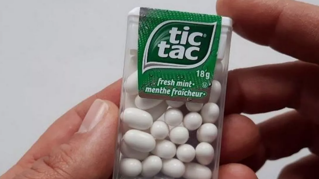 Zdecydowanie otwierałeś Tic Tac'i w niewłaściwy sposób: bloger pokazuje life hack, który rozwiązuje ten problem