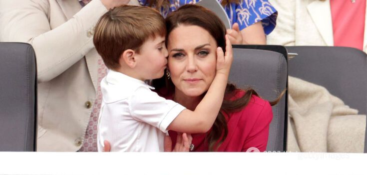 Królewski ekspert podał dwa powody, dla których Kate Middleton pokazała zdjęcie księcia Louisa później niż zwykle