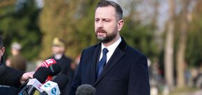 Minister Obrony Polski powiedział, że jego kraj jest gotowy pomóc w powrocie Ukraińców do służby wojskowej