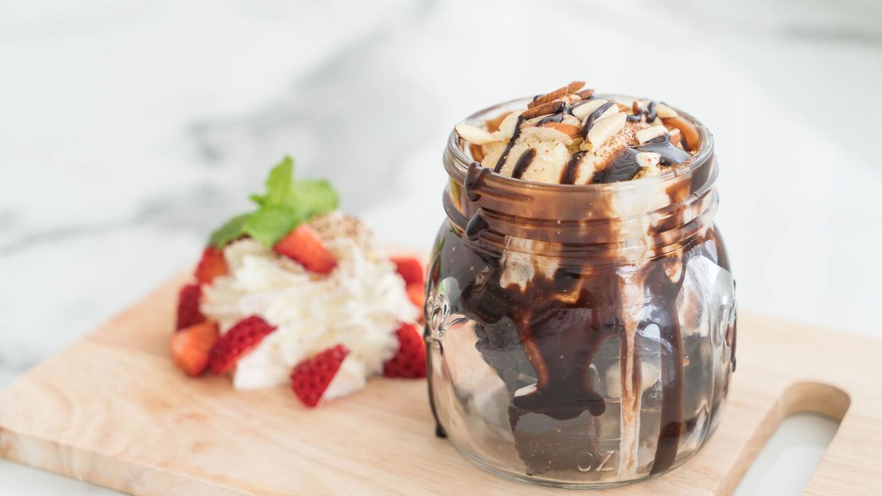Fantasy curd dessert in 10 minutes