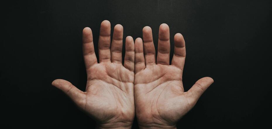 До чого горять руки