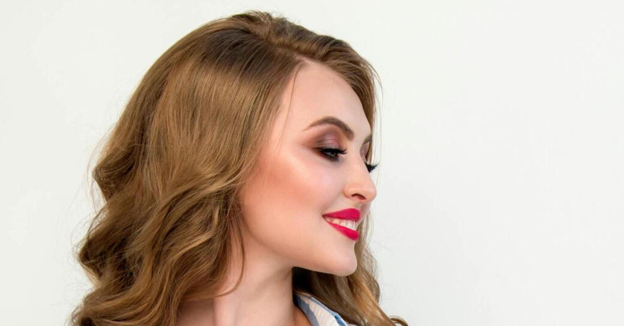 Как правильно наносить жидкий хайлайтер: потрясающее сияние гарантировано