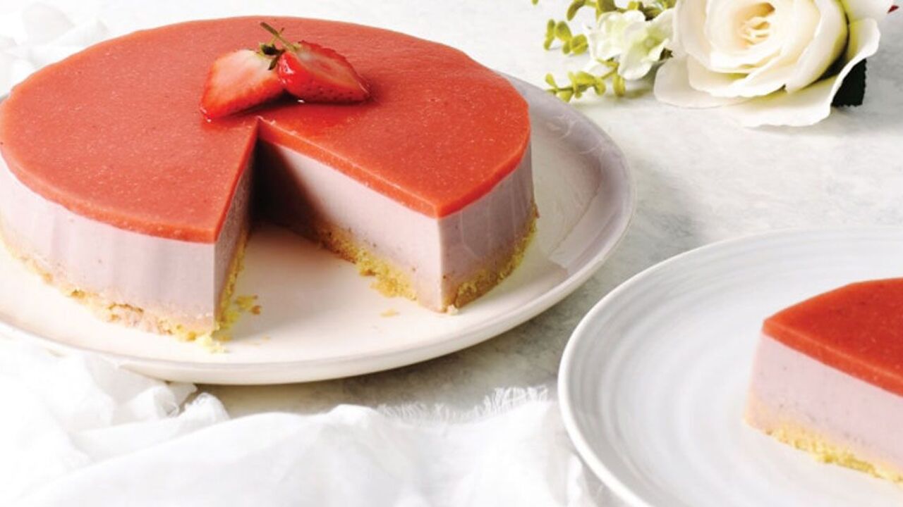 No-bake strawberry and cream mousse: easier than any cakes