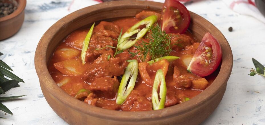 Perfect goulash: a flavorful meat dish made from affordable products