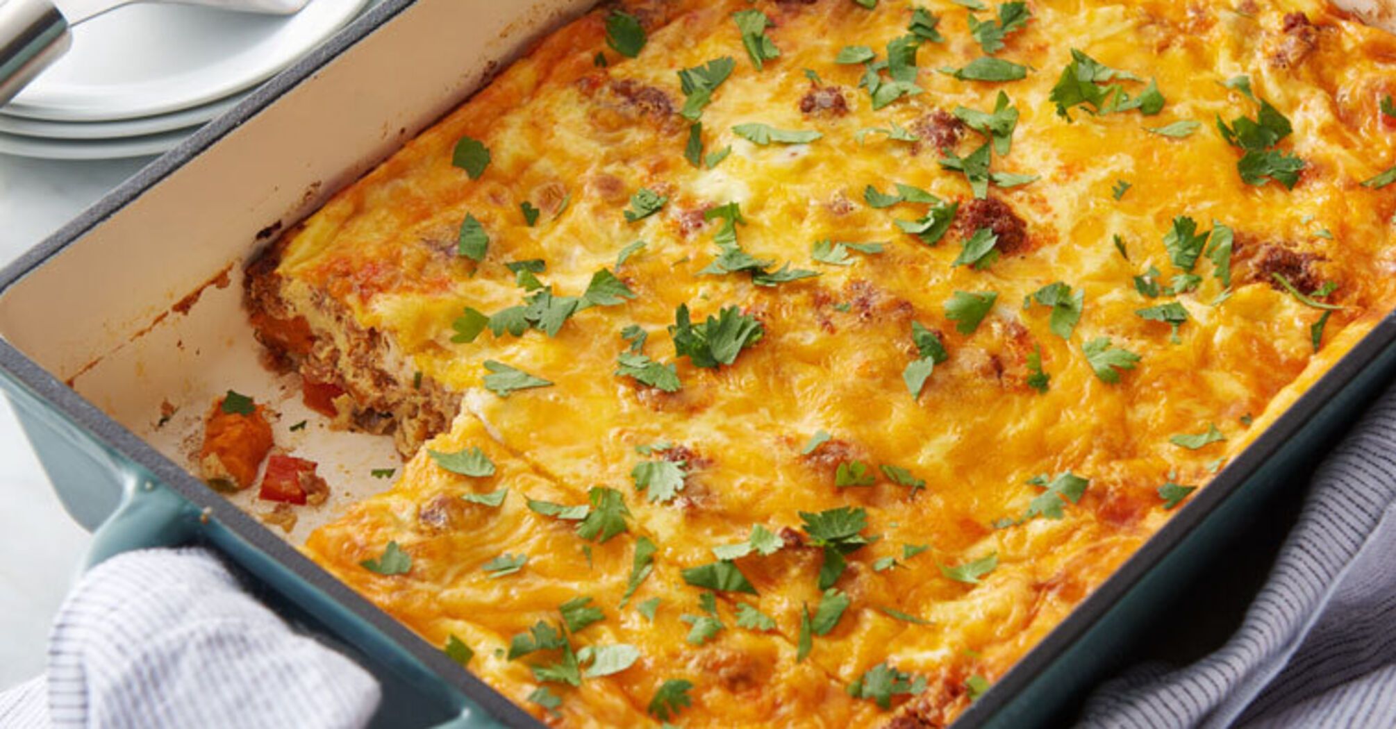 Quick Hawaiian-style potato casserole with meat, pineapple and cheese: it will be very hearty
