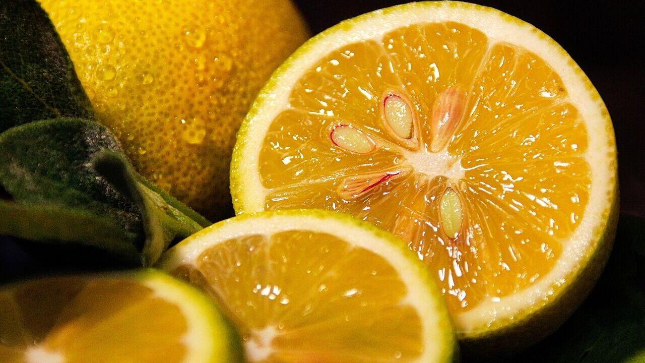 Как улучшить физическое здоровье, потребляя лимоны