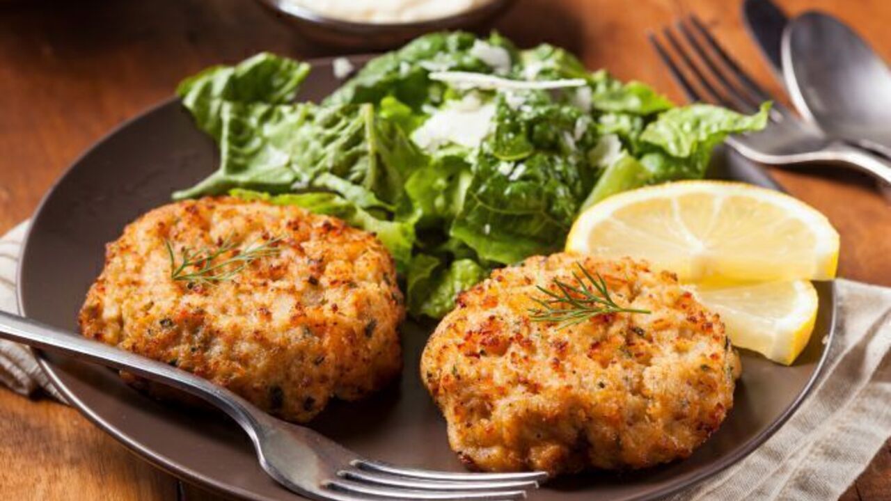 What to add to minced meat to make cutlets juicy: a very simple ingredient